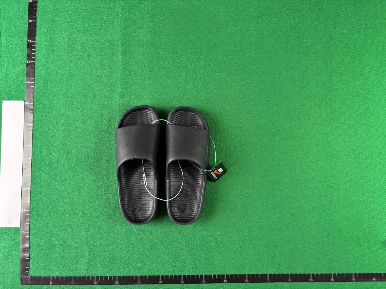 ph010 Yeezy Nike Slide