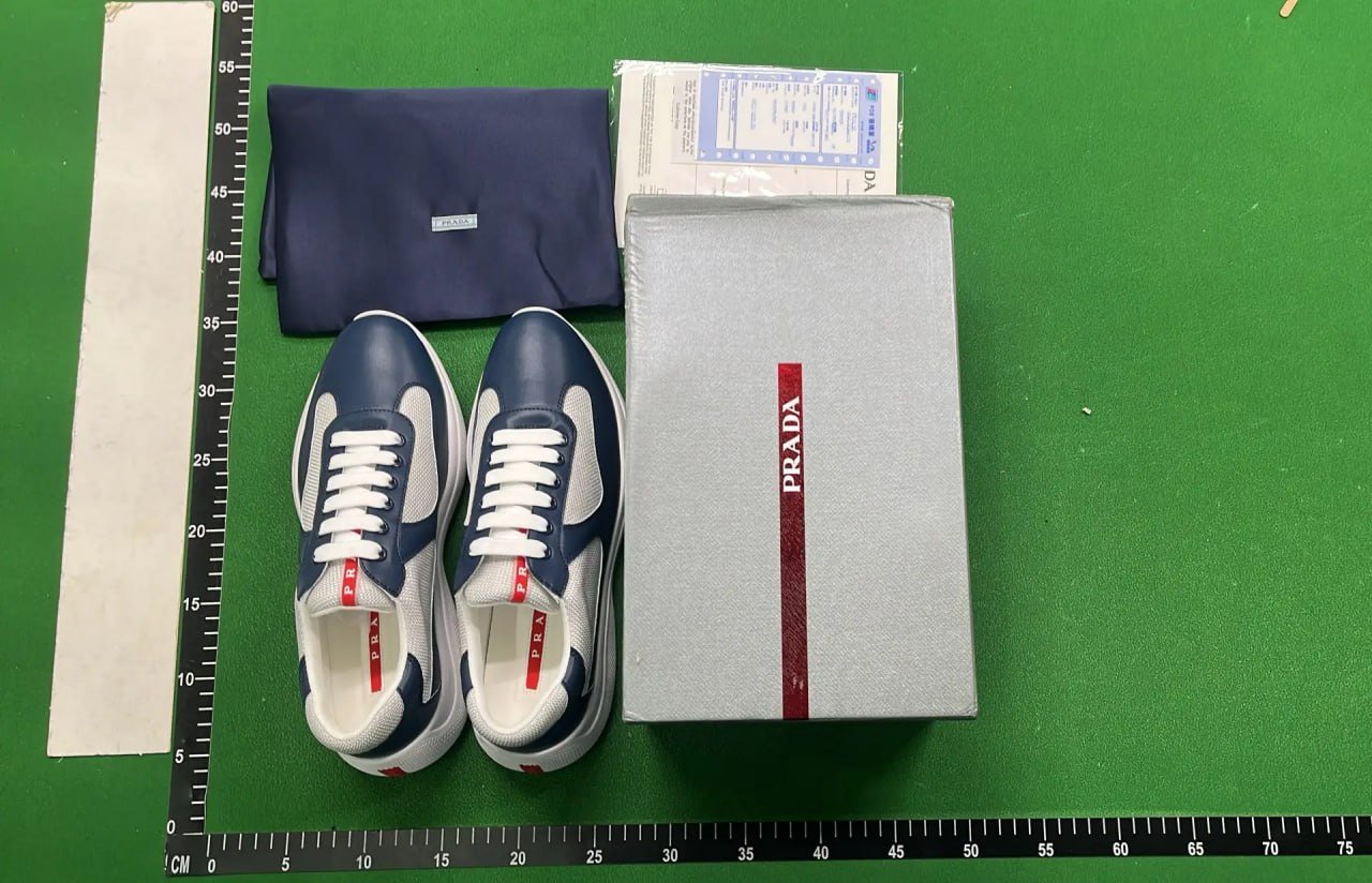 ph012 Prada America's Cup