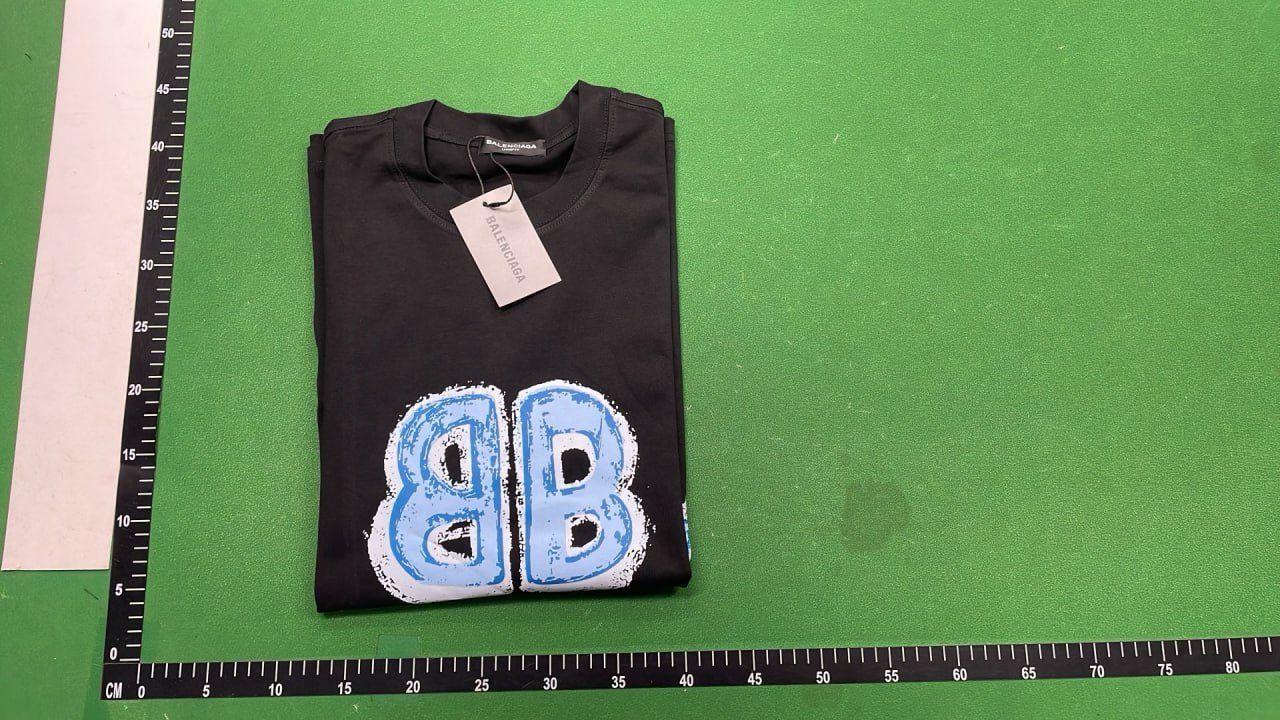 ph035 Balenciaga Tee