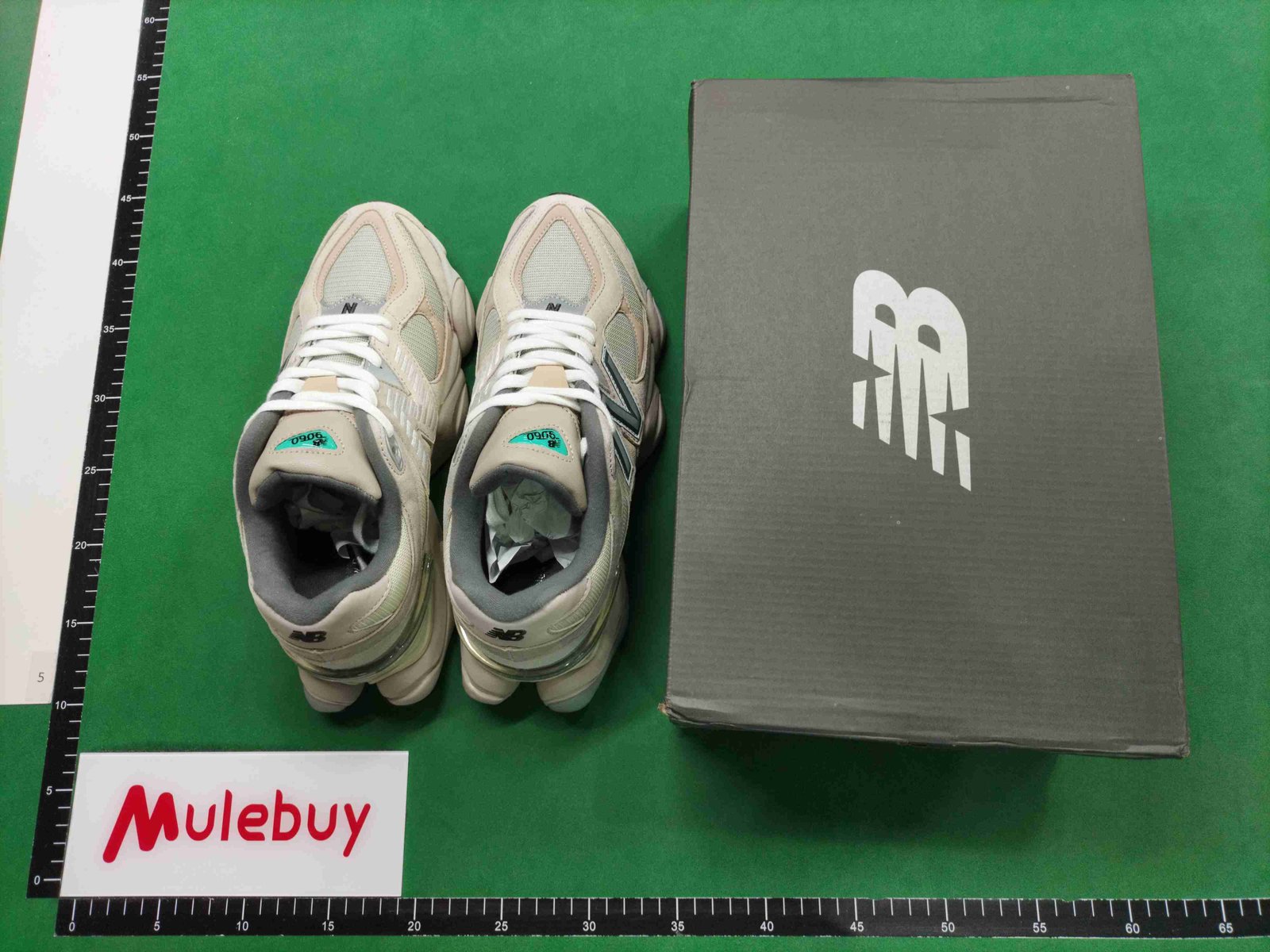 ph054 New Blance 9060