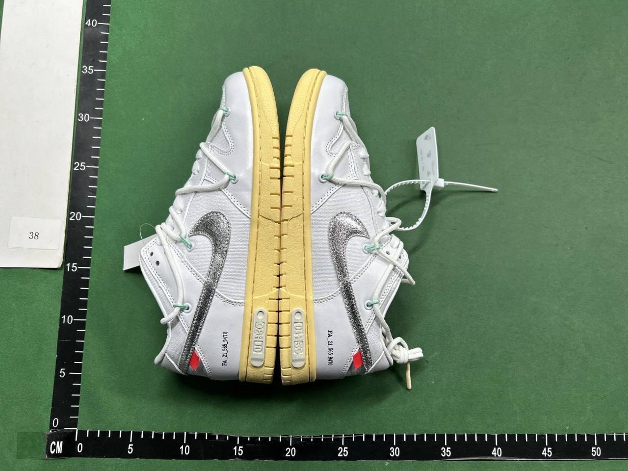 ph063 Nike SB Dunk OW