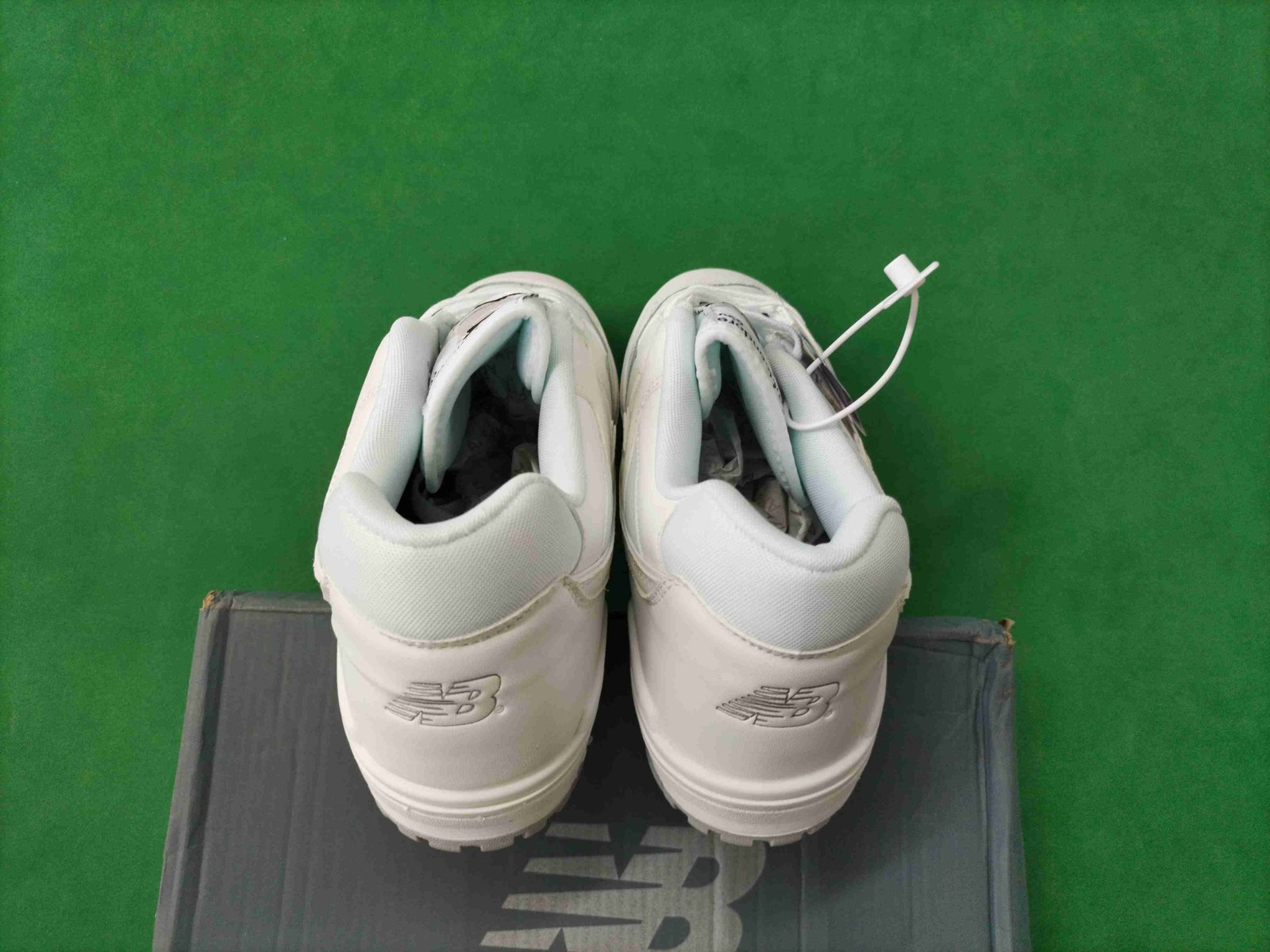 ph080 New Balance 550