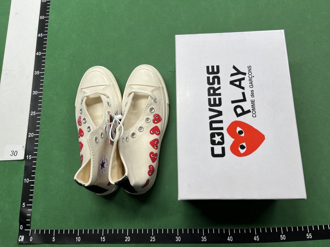 ph090 Converse 1970