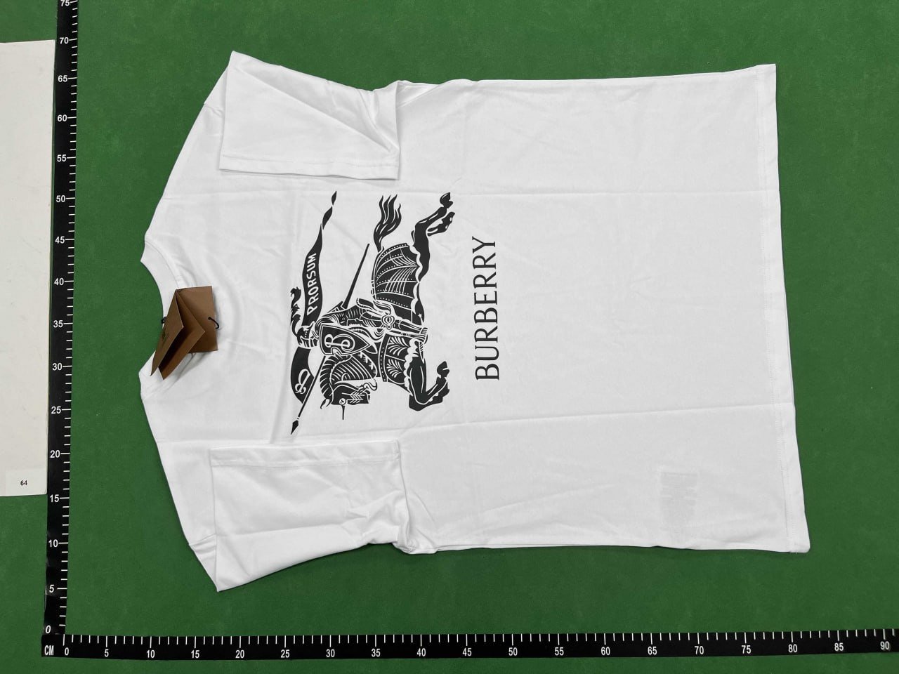 ph093 Burberry Tee