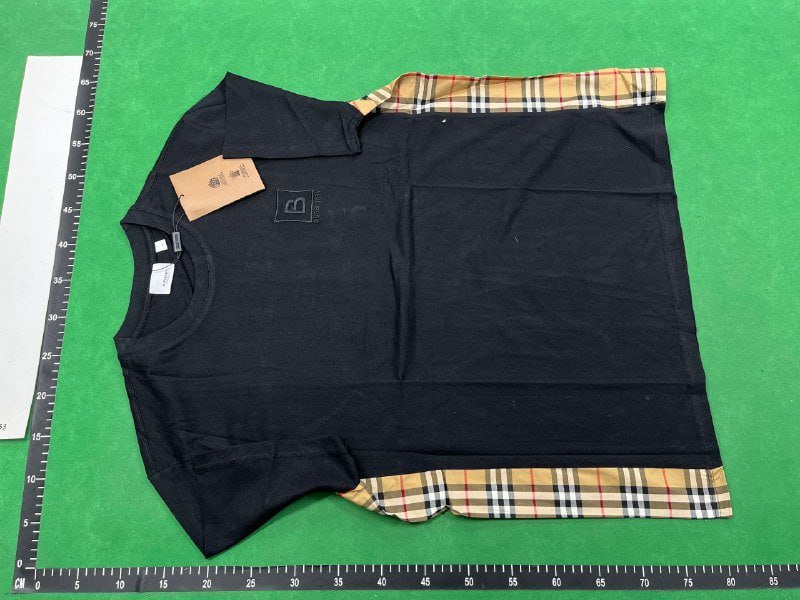 ph093 Burberry Tee