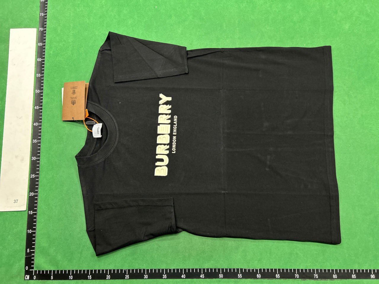 ph093 Burberry Tee
