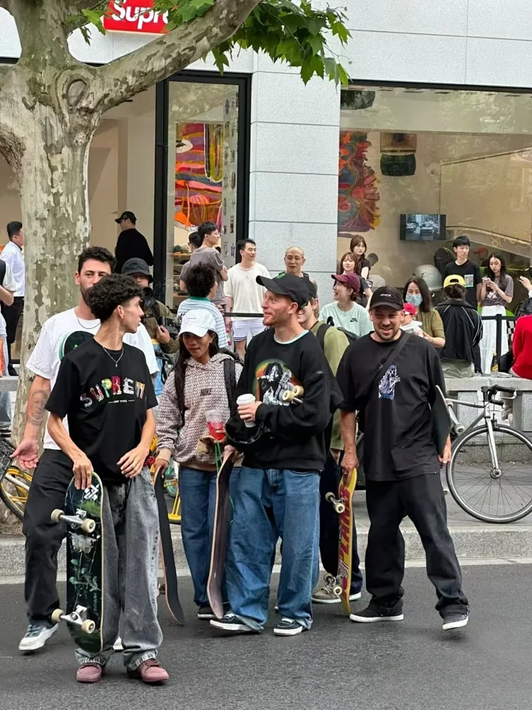 Supreme  T-shirt tee